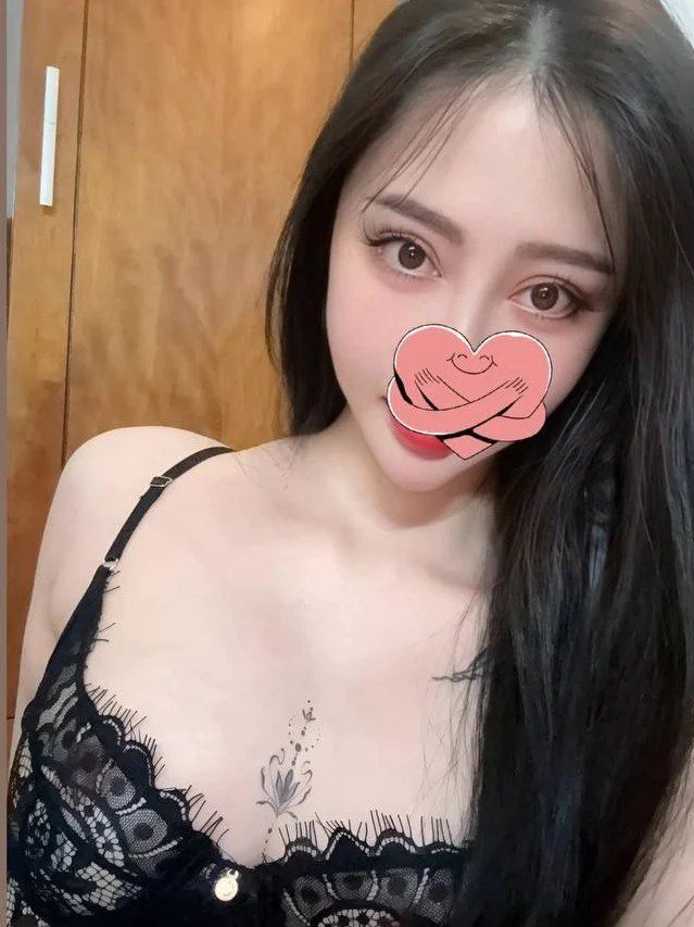 1006105 1