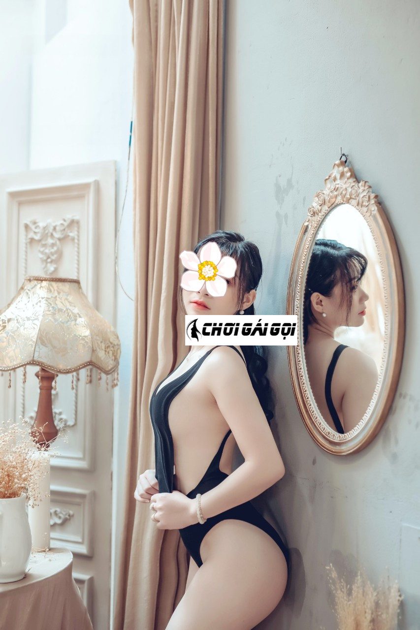 Phan Kim Liên Em là thiên thần lạc xuống trần gian 400k 18 198494