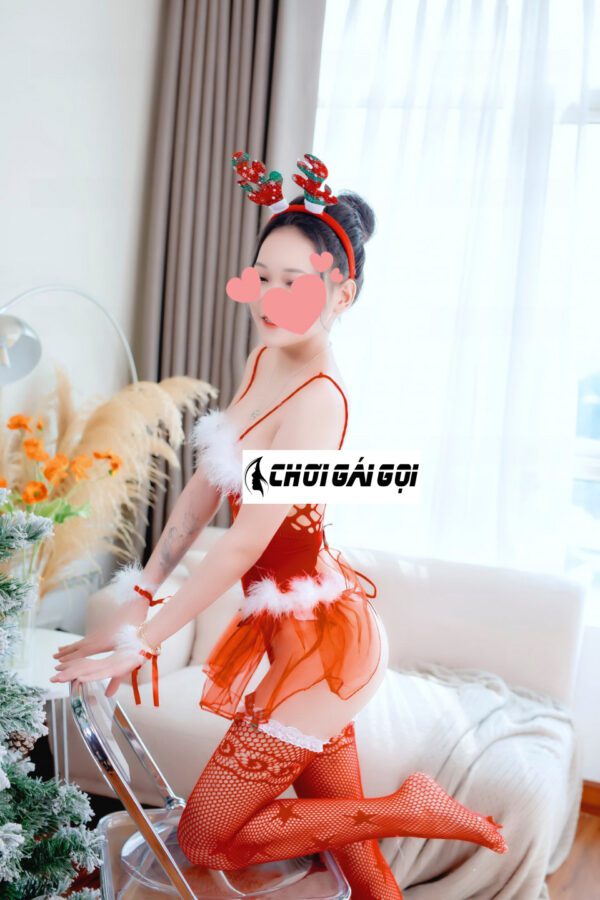 Hotgril Lan Anh Thân Hình Bốc Lửa Bodyy Nóng Bỏng 400k 19 324914 600x900 1