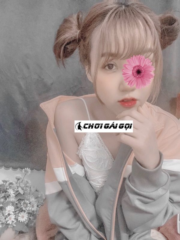 Phương Bi Gái Gọi Lâm Đồng Lần Đầu Đi Làm Non Nớt Ngây Thơ Rất Tình Cảm 3 411809 600x799 1