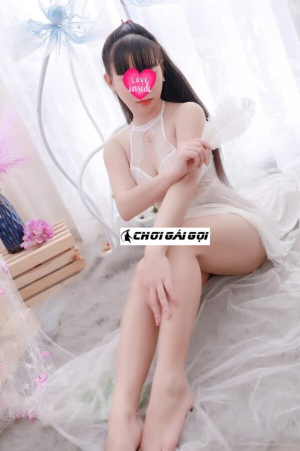 LỆ QUYÊN HÀNG CỰC DÂM DÁNG NGON 20 LE QUYEN Hang Cuc Dam Dang Ngon Ky Nang Lam Tinh Len Dinh Cuc Ky Dieu Luyen 5 600x900 Sao chep