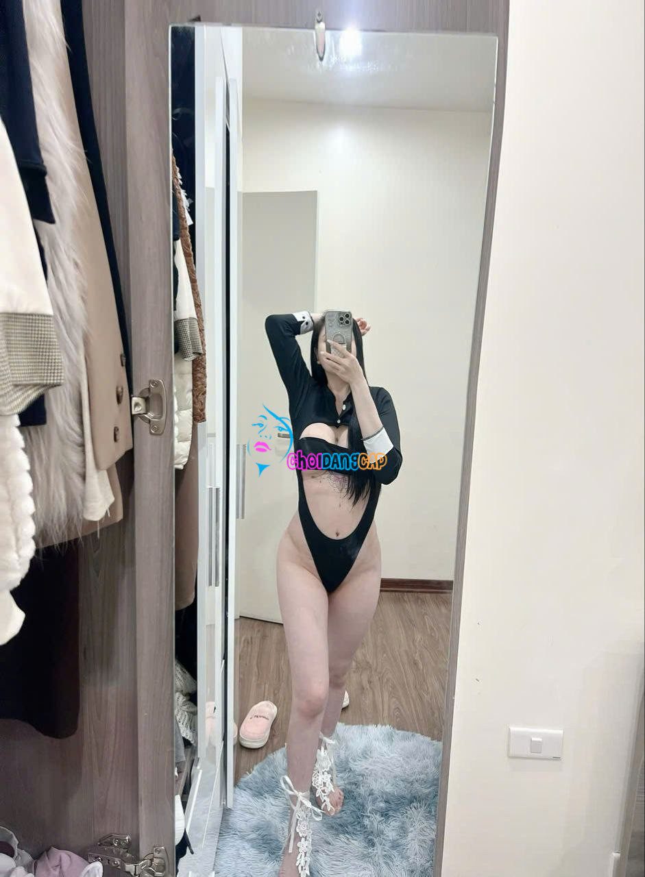 EM THỦY GÁI GỌI CẦN THƠ CỘT ĐỒNG HỒ NGỰC ĐẸP DÁNG CHUẨN MONG CHIỀU CÁC ANH 19 photo 2025 02 03 15 30 03